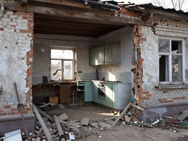 Что дешевле: строительство дома с нуля или реконструкция старого?